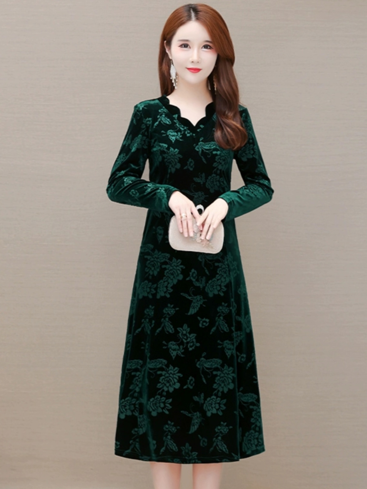 Elegant Velvet Dress V-Neck Mi - Women Fashion Over The Years ulasan dan harga